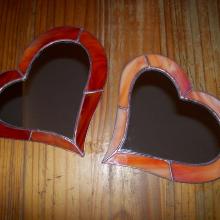 Miroir en coeur avec les bords en vitrail tiffany orange